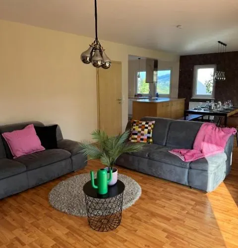 Familien Im Gruenen In Direkter Naehe Zum Nuerburgring בית נופש