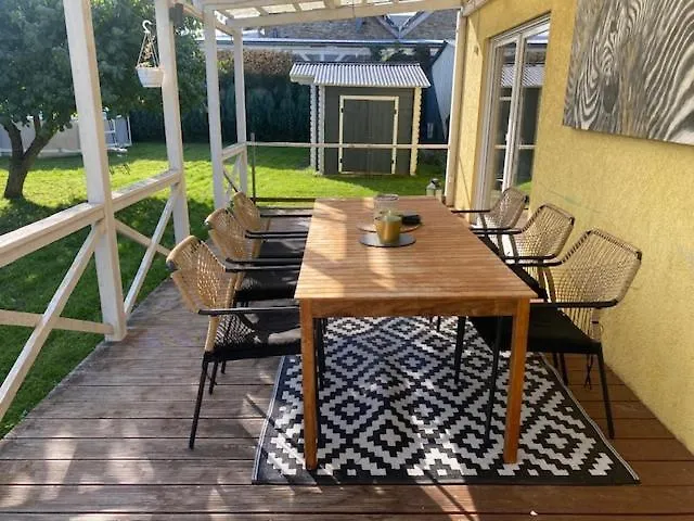 Familien Im Gruenen In Direkter Naehe Zum Nuerburgring Kempenich